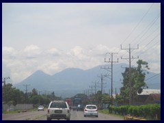 Hwy San Salvador - Santa Ana 06